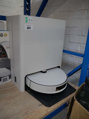 Lot 3073 - Samsung robotic vacuum cleaner with docking...