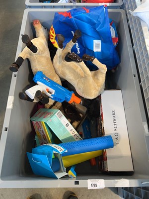 Lot 1795 - x2 pallet boxes containing childrens toys...