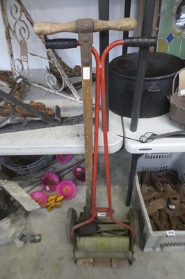 Lot 2299 - ATKO lawn edger with Greens flyer handheld...