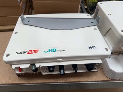 Lot 2845 - Solar Edge SE2200H Photovaltaic inverter
