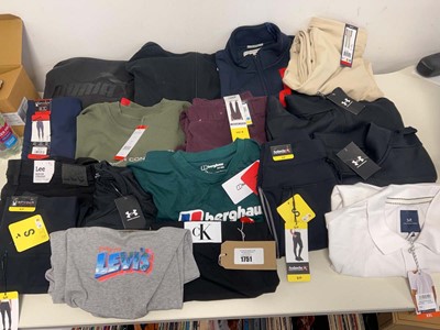 Lot 1751 - Approx. 17 items of branded clothing to...