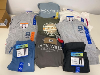 Lot 1804 - Approx. 15 items of kids branded clothing to...