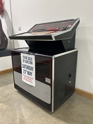 Lot 2073 - Rock-ola 459 juke box with approx. 50 45rpm...