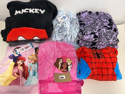 Lot 1816 - Selection of childrens jackets, oversized...