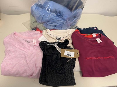 Lot 1828 - Mixed lot of ladies loungewear/pyjamas to...