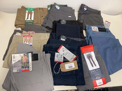 Lot 1833 - Approx. 13 mens trousers and shorts to include...
