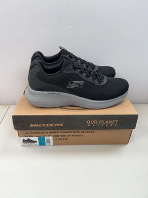 Lot 1848 - Boxed pair of Skechers sketch lite 'our planet'...
