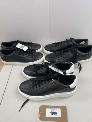 Lot 1863 - x3 pairs of Ted Baker trainers - sizes UK 7 & 10