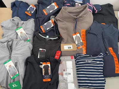 Lot 1878 - Approx. 15 branded items of clothing to...