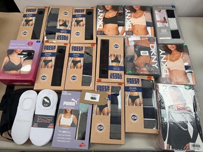 Lot 1881 - Mixed lot of mens and womens underwear to...