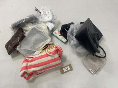 Lot 1702 - Various bags