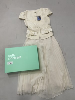 Lot 1747 - Self-Portrait cream boucle bow detail midi...