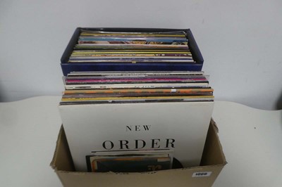 Lot 1066 - 2 boxes of vinyl albums, 7" and 12" singles...