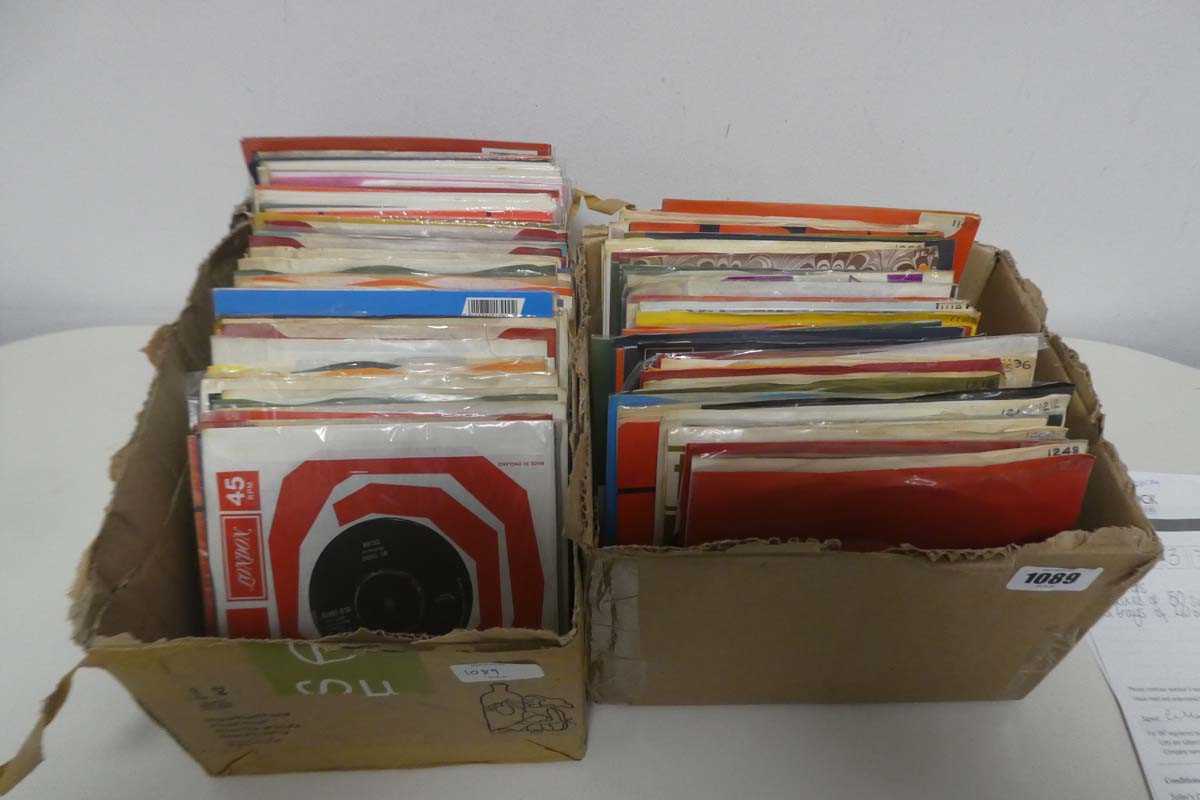 Lot 1089 - 2 boxes of 7" singles incl. 3, Dannii Minogue,...