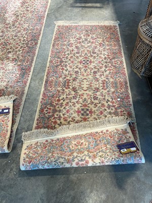 Lot 1187 - White and ash coloured rug