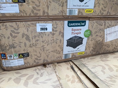 Lot 2020 - Boxed square metal decorative garden fire pit