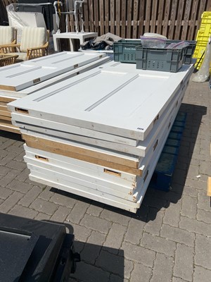 Lot 2328 - Pallet containing 12 white 4 panelled interior...