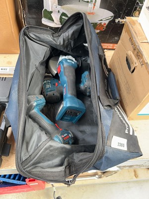 Lot 2380 - Bosch tool bag containing 3 Bosch cordless...