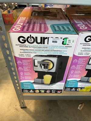Lot 1445 - Gourmia automatic soft serve ice cream and...