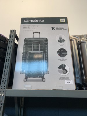 Lot 1286 - Boxed Samsonite 2 piece suitcase set