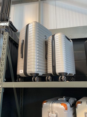 Lot 1293 - Delsey 2 piece luggage set in silver