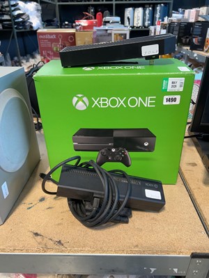Lot 1490 - Xbox One with accessories