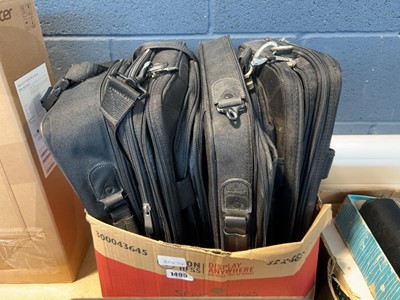 Lot 1495 - 4 laptop bags