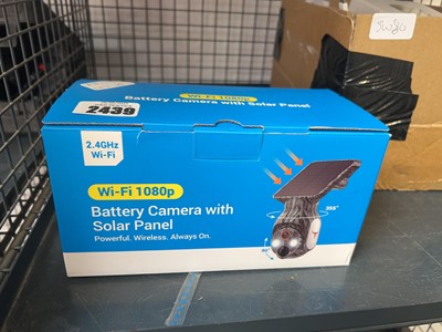 Lot 2439 - Boxed battery camera with integrated solar panel