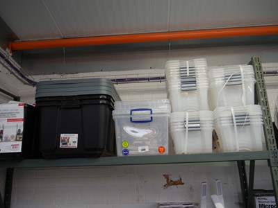 Lot 2492 - Bay containing various storage boxes incl....