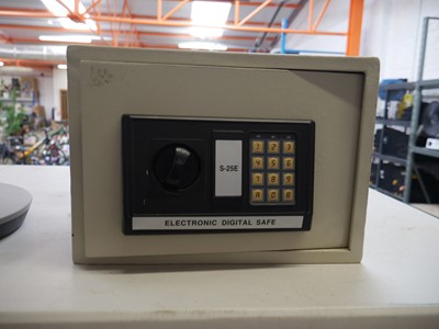 Lot 2501 - Digital coded safe