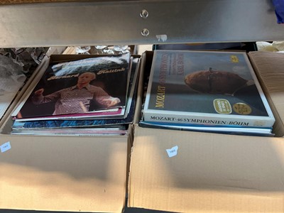 Lot 1340 - 4 boxes of 12" classical records