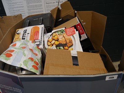 Lot 2568 - Pallet containing digital air fryers