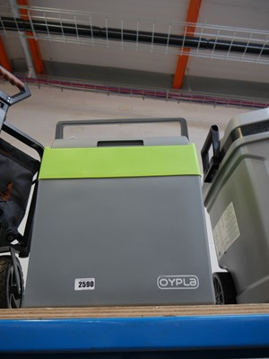 Lot 2590 - Oypla in car cool box