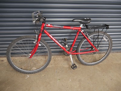 Lot 2581 - Mens Raleigh FireFly mountain bike in red