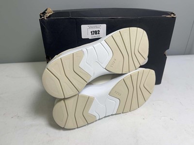 Lot Hugo Boss UK6 skylar trainers in open white -...