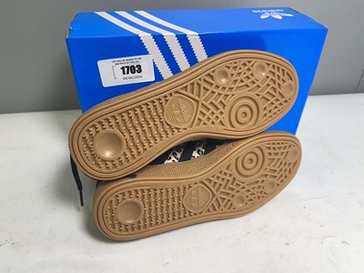 Lot Adidas UK6 handball spezial trainers in black -...