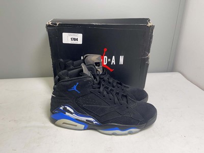 Lot Nike UK10 air jordan MVP trainers in black -...