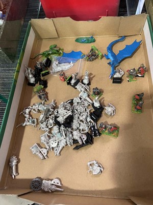 Lot 2182 - Warhammer/War Gaming: Collection of knights...