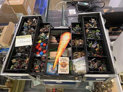Lot 2183 - Warhammer/War Gaming: Collection of lead...