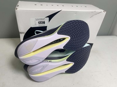Lot Nike UK6 zoomx vaporfly next% 4 trainers in...
