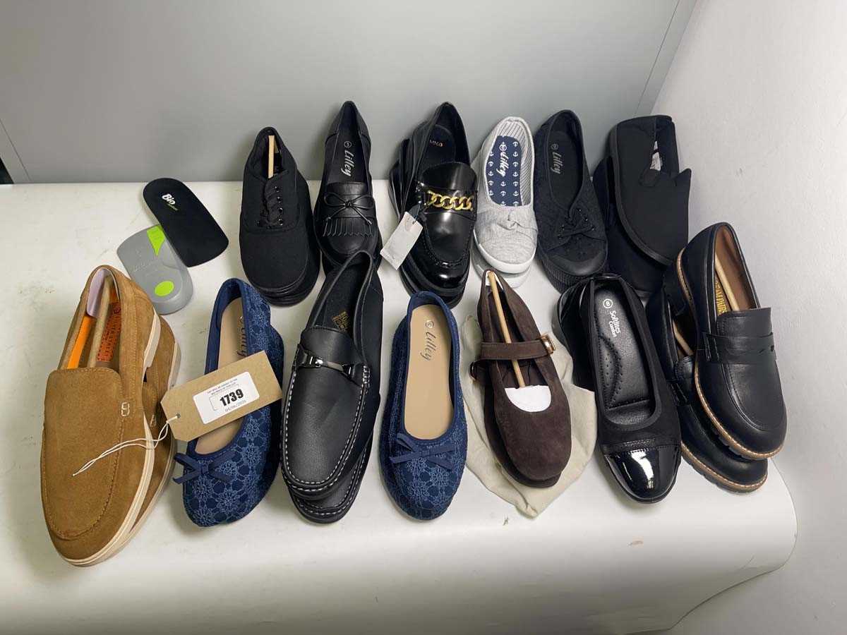 Lot 13x Pairs of shoes in various styles to...