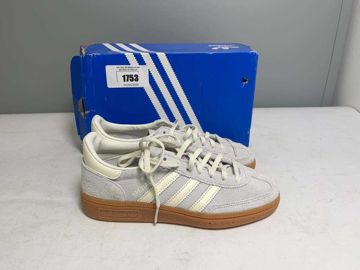 Lot Adidas UK3.5 handball spezial trainers in grey...