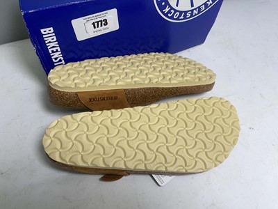 Lot Birkenstock UK5.5 milano sandals in mocca - boxed
