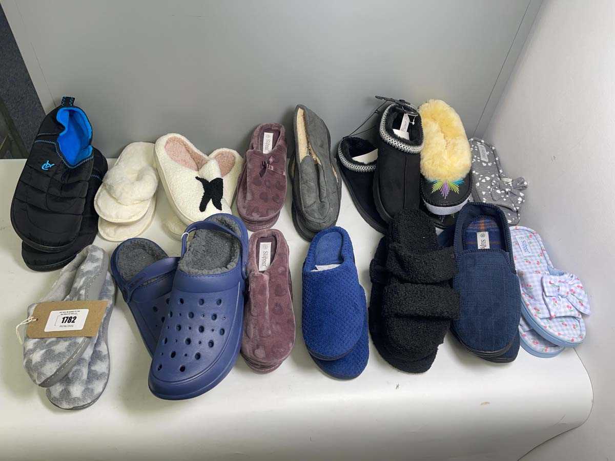 Lot 1`5x Pairs of slipper to include The Slipper...