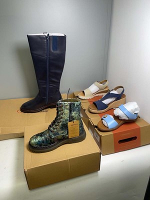 Lot 5x Boxed pairs of Heavenly Feet shoes in...