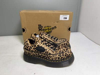 Lot Dr Martens UK4 buzz 5I shoes - boxed