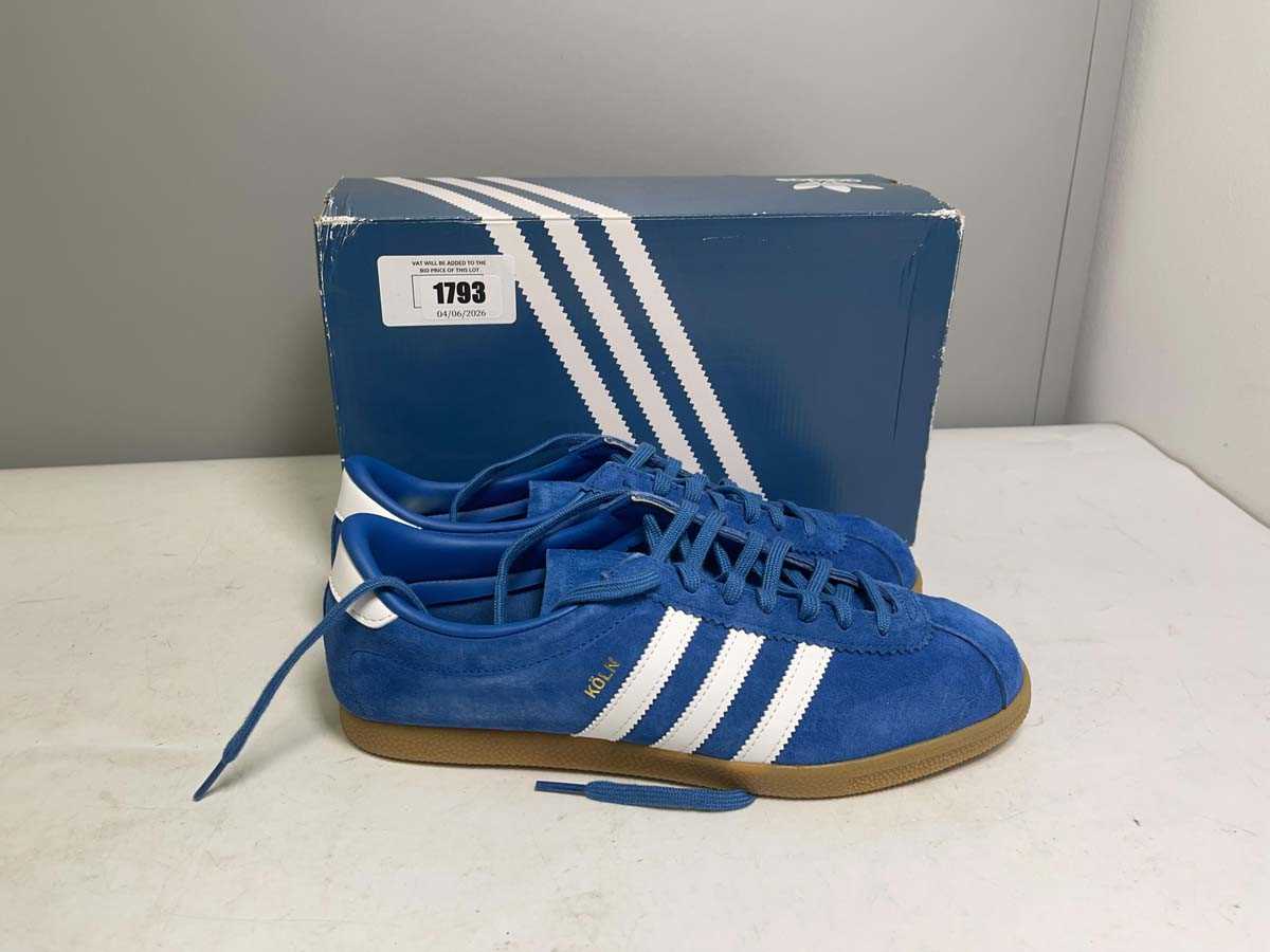 Lot Adidas UK9 koln trainers in blue - boxed