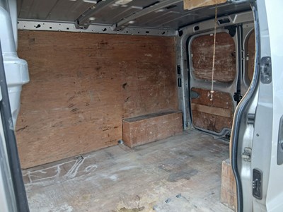 Lot (SD13 BZV) 2013 Renault Trafic SL27 Sport 115...