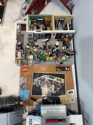 Lot 1006 - Lego Ideas The Office, recreation of Dunder...
