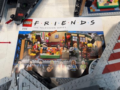 Lot 1007 - Lego Ideas Friends Central Perk coffee shop...